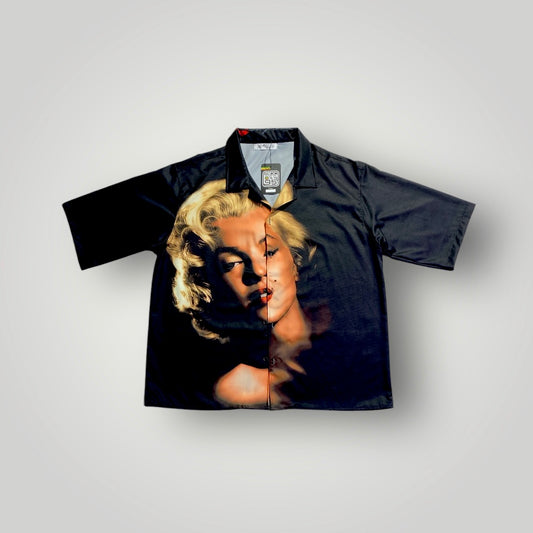 Camisa Marilyn Monroe: Icono de Glamour y Elegancia